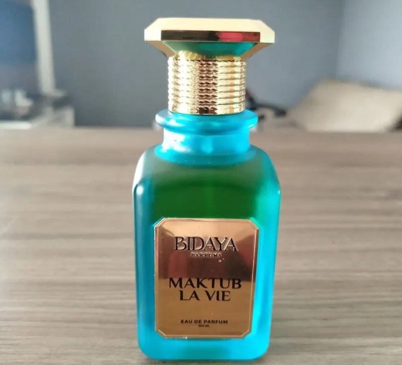 Perfume Árabe Bidaya Maktub La Vie Bidaya EDP 100ml