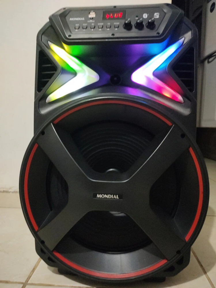 Caixa Amplificada Connect Lights CM-700 Preto