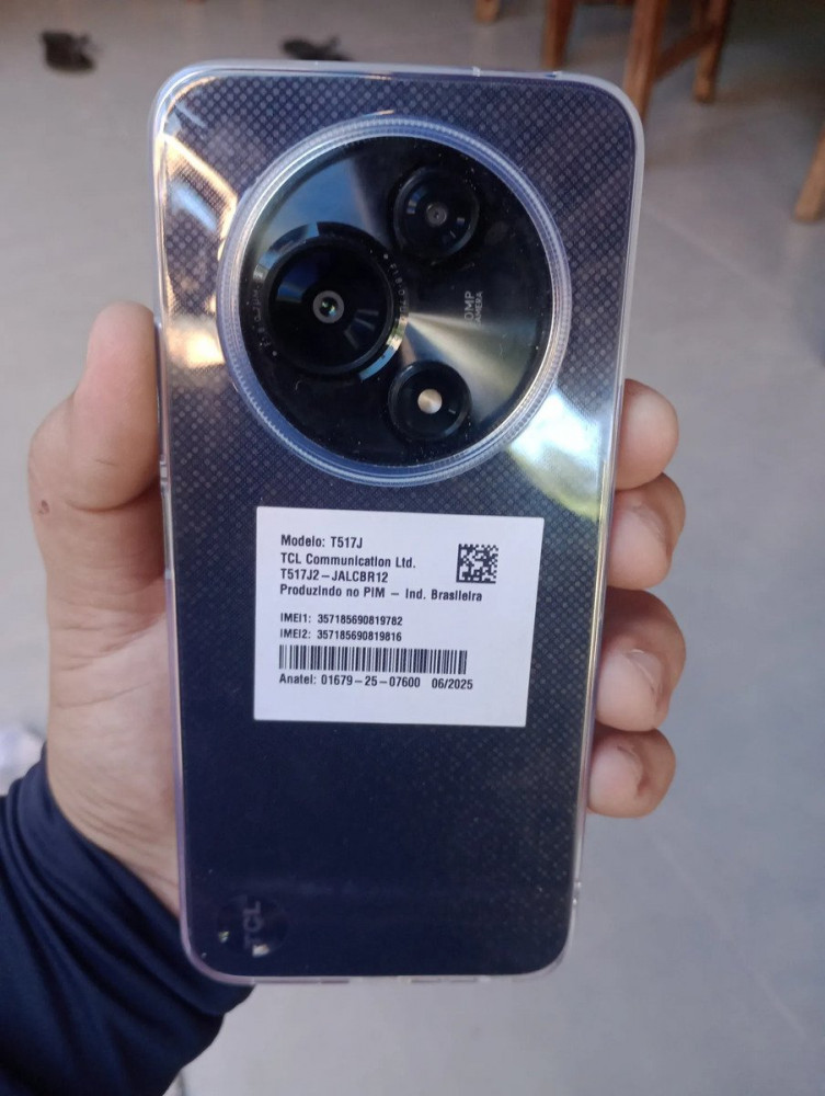 TCL Smartphone 256GB 50MP 6.7 Octa 5200mAh