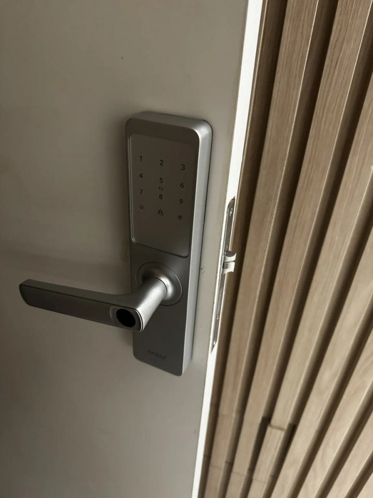 Fechadura Digital Biometria Lyra Wifi Ekaza