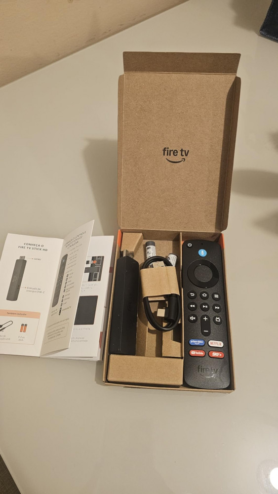 Amazon Fire TV Stick HD com Controle Remoto Alexa