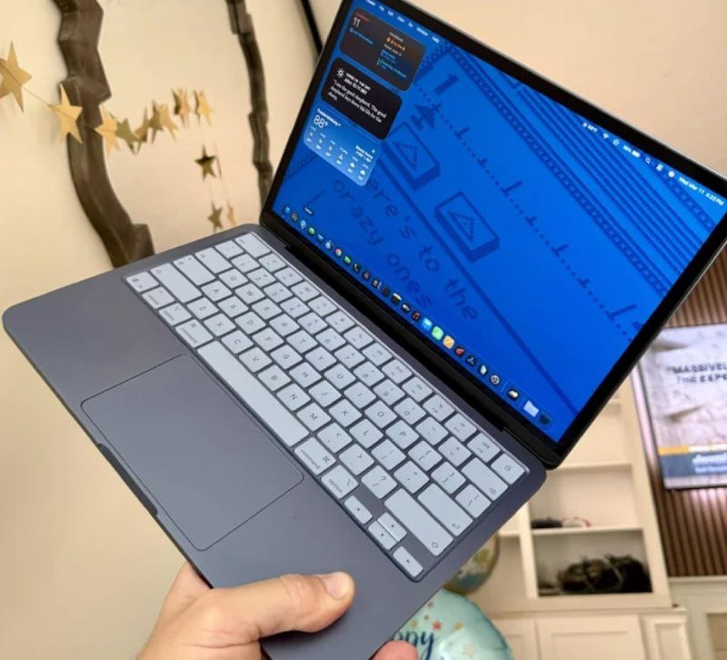 MacBook Neo Apple 13, Chip A18 Pro, 8GB RAM, 256GB SSD