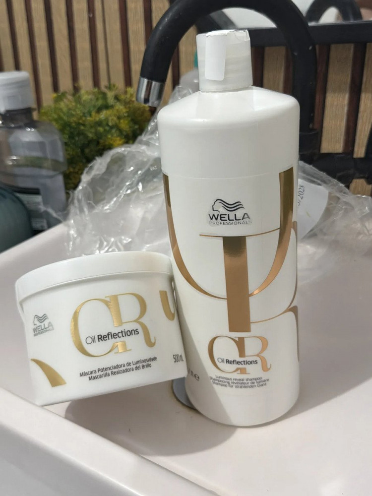 Kit Wella Oil Reflections Shampoo e Máscara