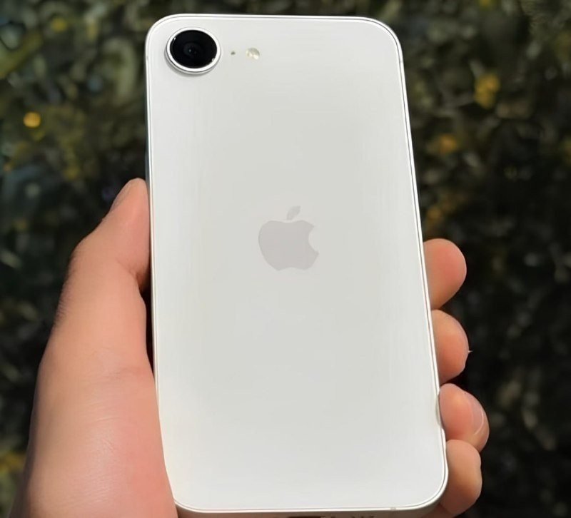 iPhone 16e Apple 128GB