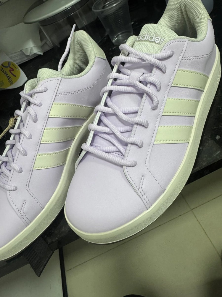 Tênis Feminino Grand Court adidas Icelav 38 BR