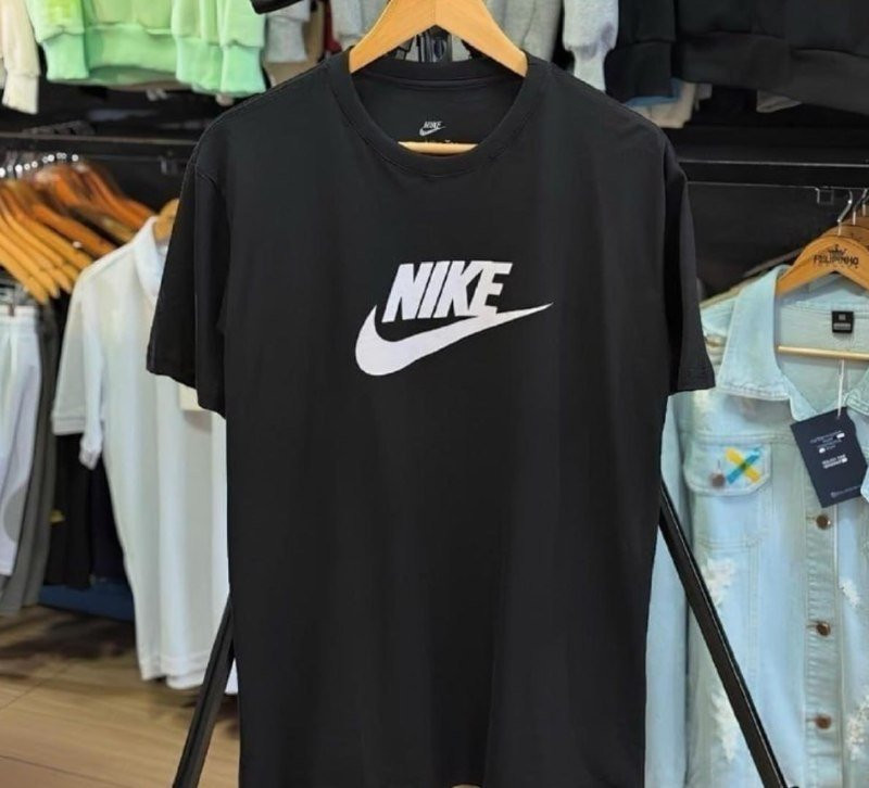 Camiseta Nike Sportswear Icon Futura