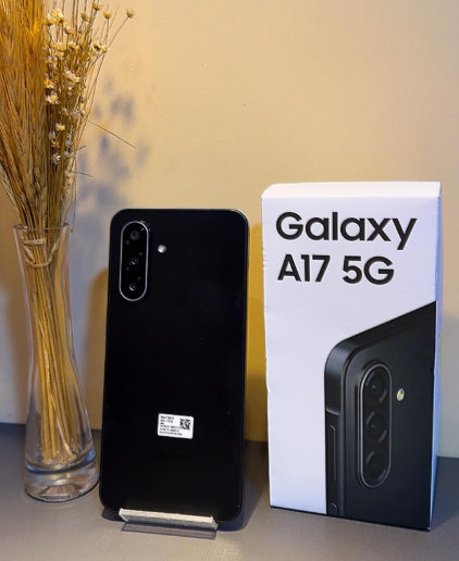 Samsung Galaxy A17 128GB 50MP AMOLED Preto