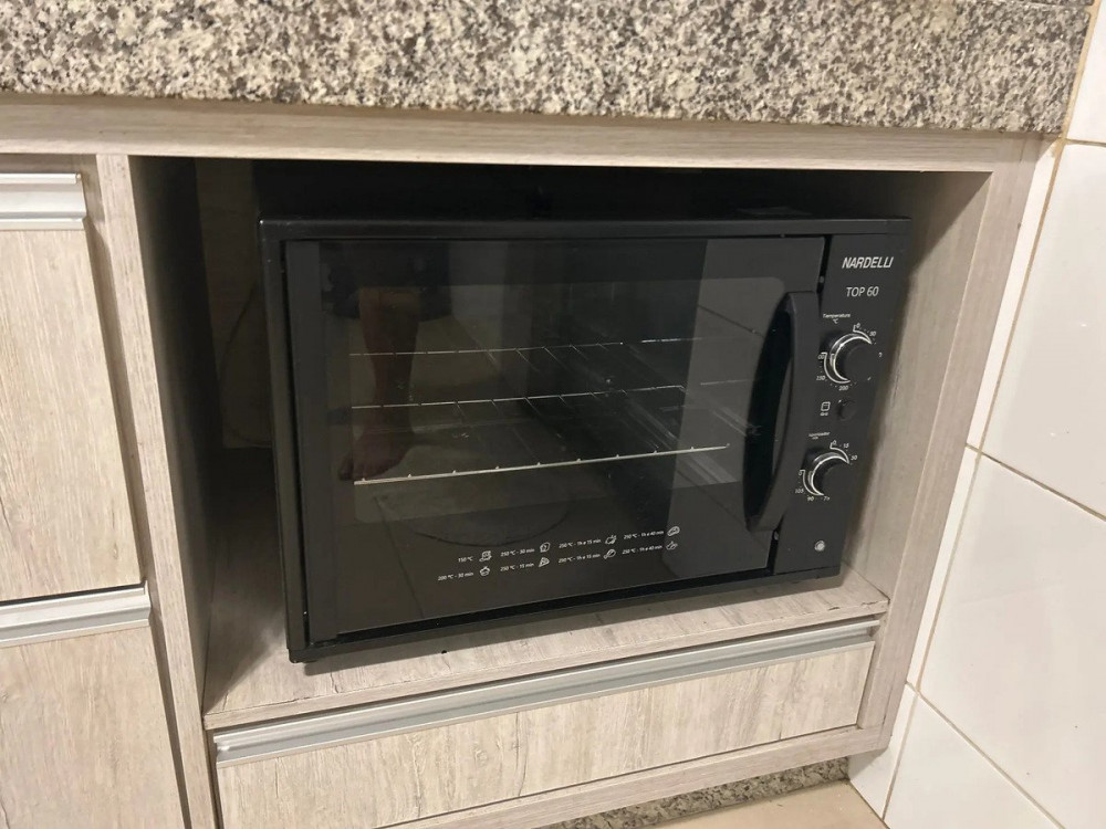 Forno Elétrico Nardelli Top60 60L Preto