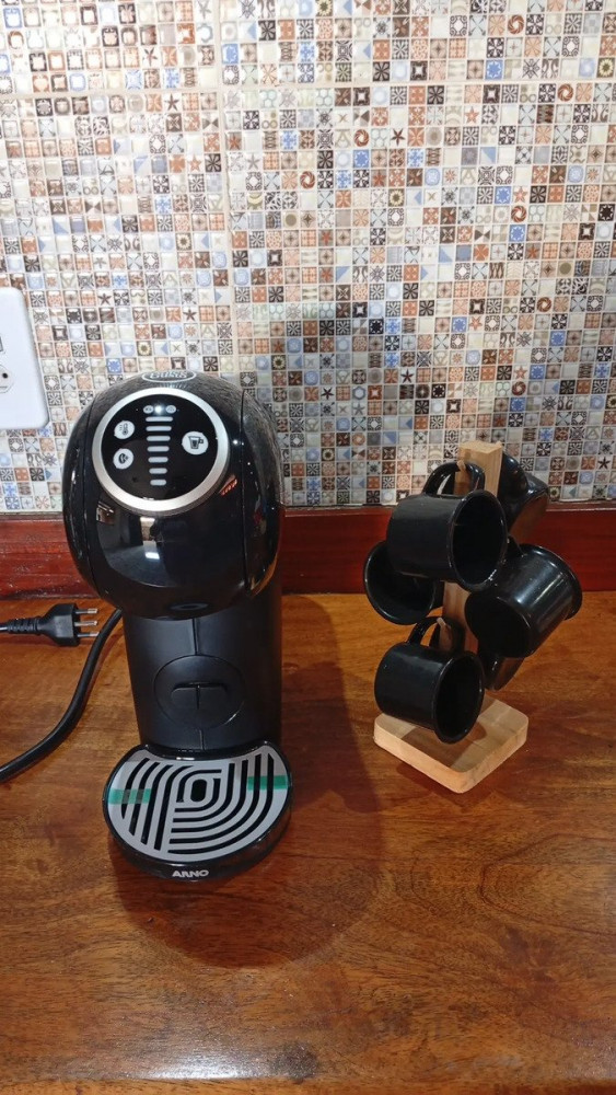 Cafeteira Nescafé Dolce Gusto Genio S Plus