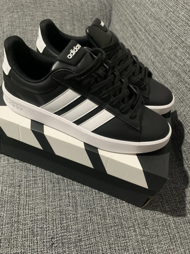 Tênis Masculino Grand Court 3.0 adidas Cblack/ftwwht