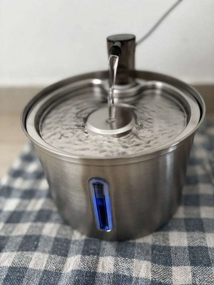 Fonte de Água Aço Inox 3L Gatos e Cães Newpet