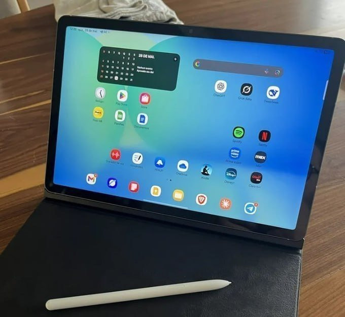 Tablet Samsung Galaxy Tab S10 FE 10.9 128GB 8GB RAM