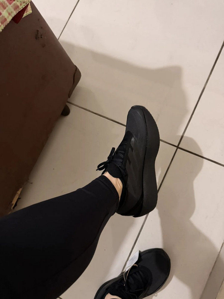 Tênis Feminino adidas Zenboost Preto Liso 37