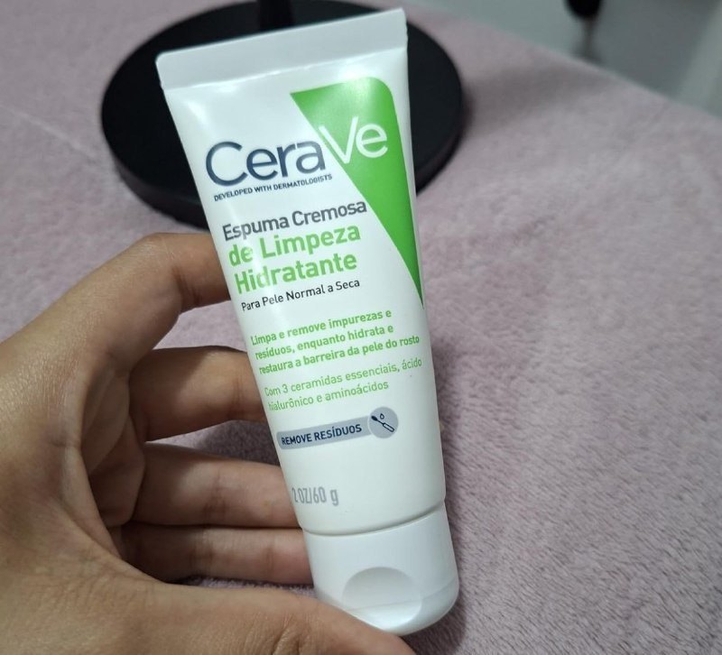 Espuma Cremosa de Limpeza Hidratante Cerave 60g