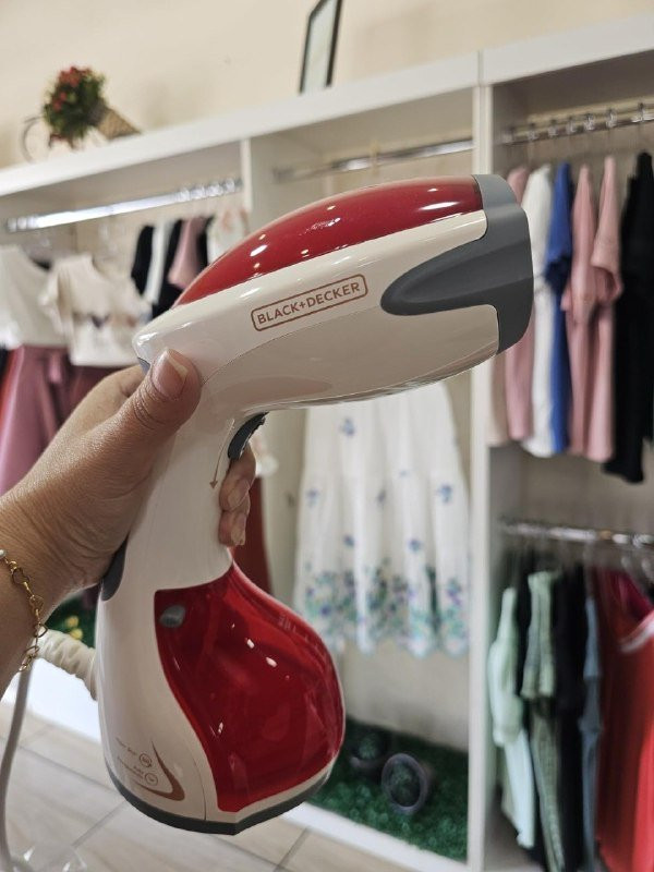 🧥 BLACK+DECKER Vaporizador de Roupas Portátil 1200W 110V