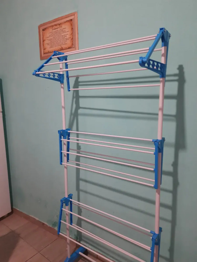 Varal de chão 3 andares dobrável