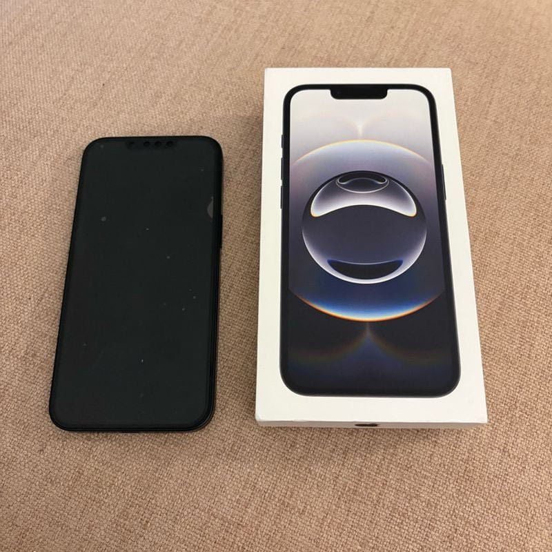 Apple iPhone 16e 128GB Preto