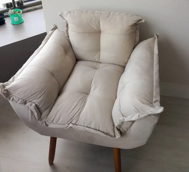 Poltrona Decorativa Suede