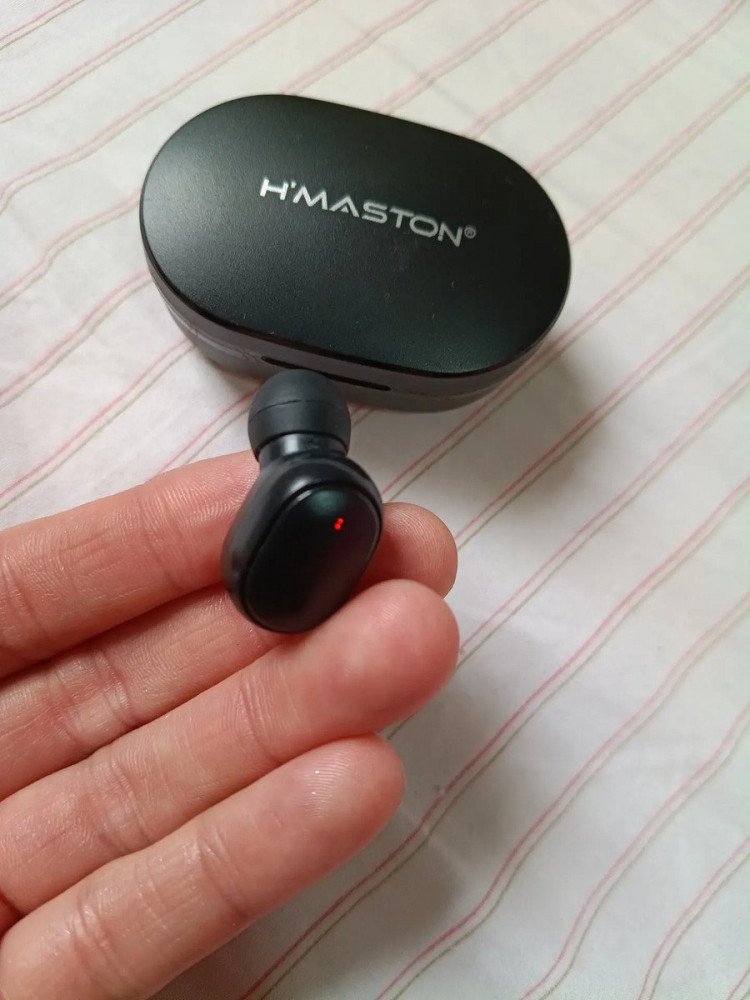 Fone de Ouvido Sem Fio Compatível Preto