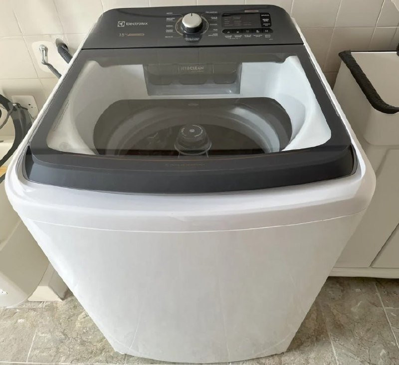 Lavadora de Roupas Electrolux 15kg 11 Programas de Lavagem - 110v