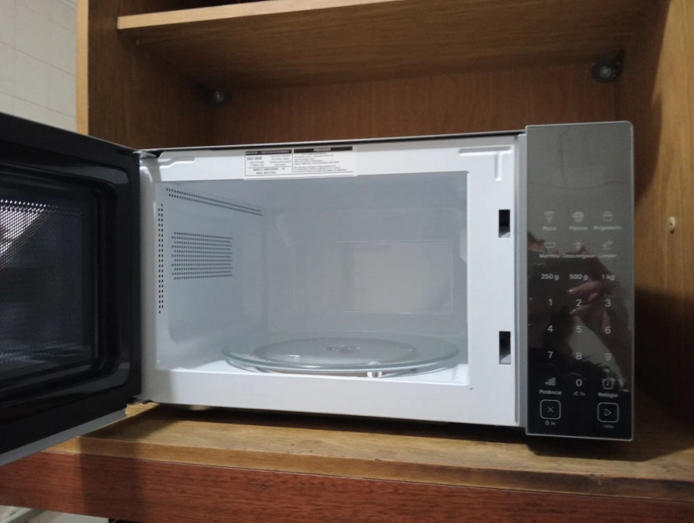 Micro-ondas Consul 23L