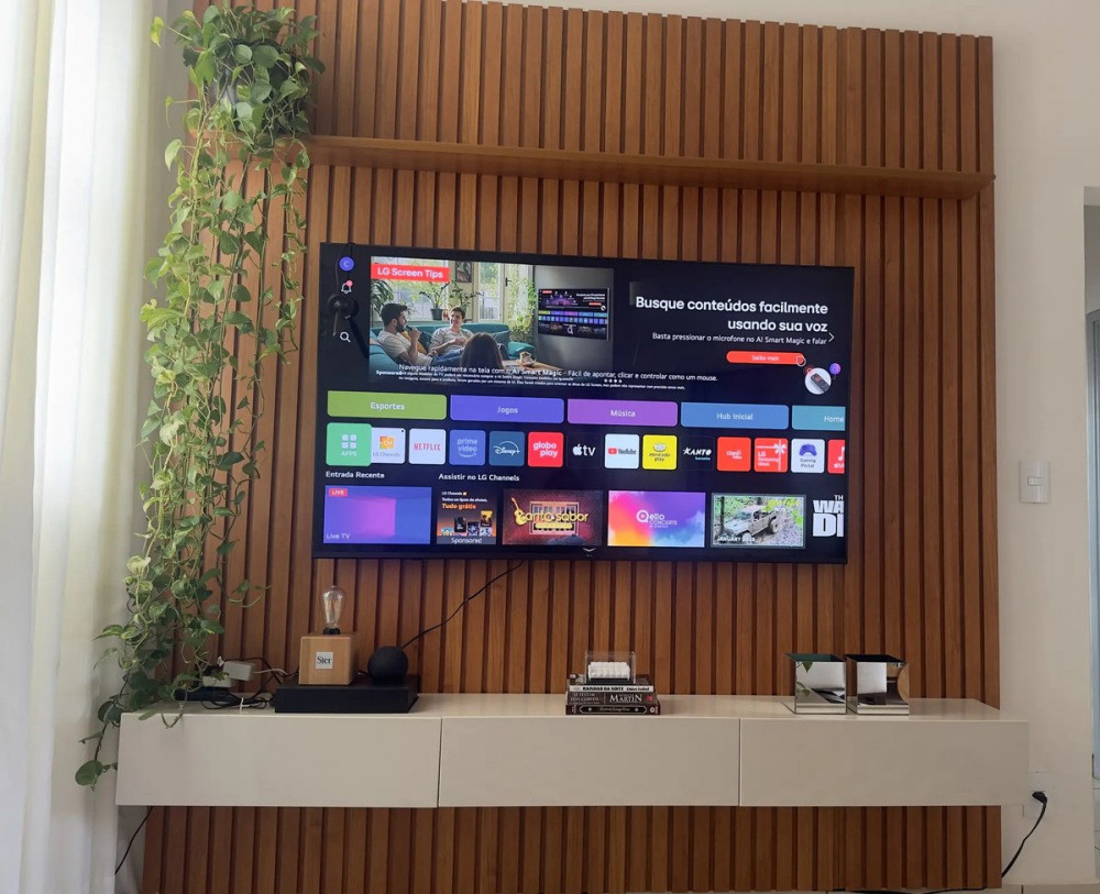 Smart TV LG UHD AI UA75 65 polegadas WebOS 25
