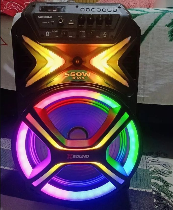 Caixa de Som Amplificadora Mondial CM-550 550W