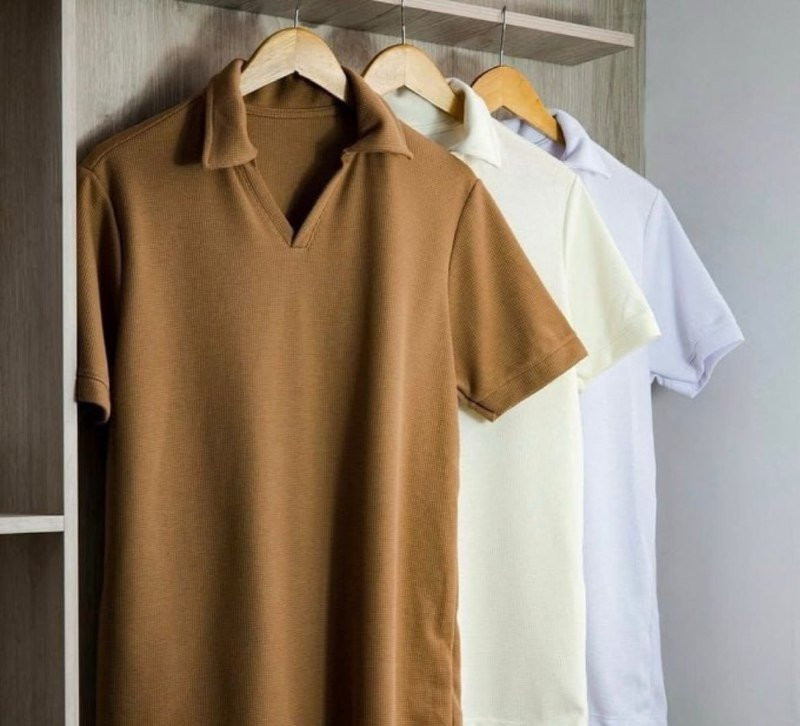 Camiseta Polo Texturizada Sem Botão