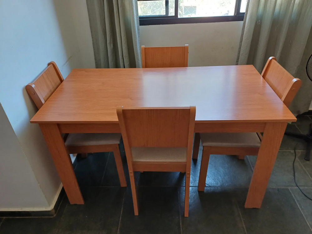 Conjunto Jantar 4 Cadeiras Lopas Amêndoa