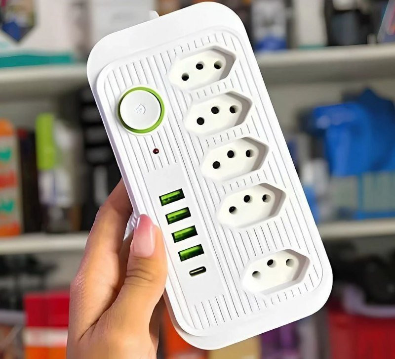Extensão 5 Tomadas E 3 Usb 1 Pd Led Bivolt Power 110v/220v