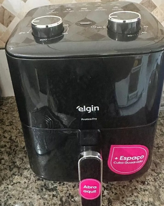 Fritadeira Air Fryer Elgin 3,7L 1.400W Preta