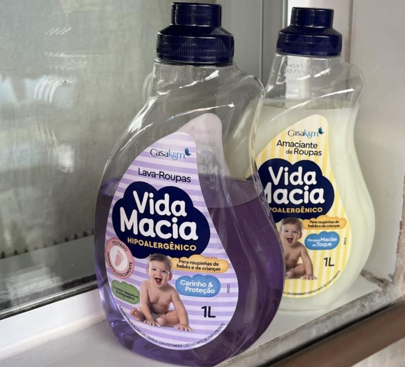 Kit Vida Macia (Lava Roupas e Amaciante - Glicerina e Camomila) 1L cada