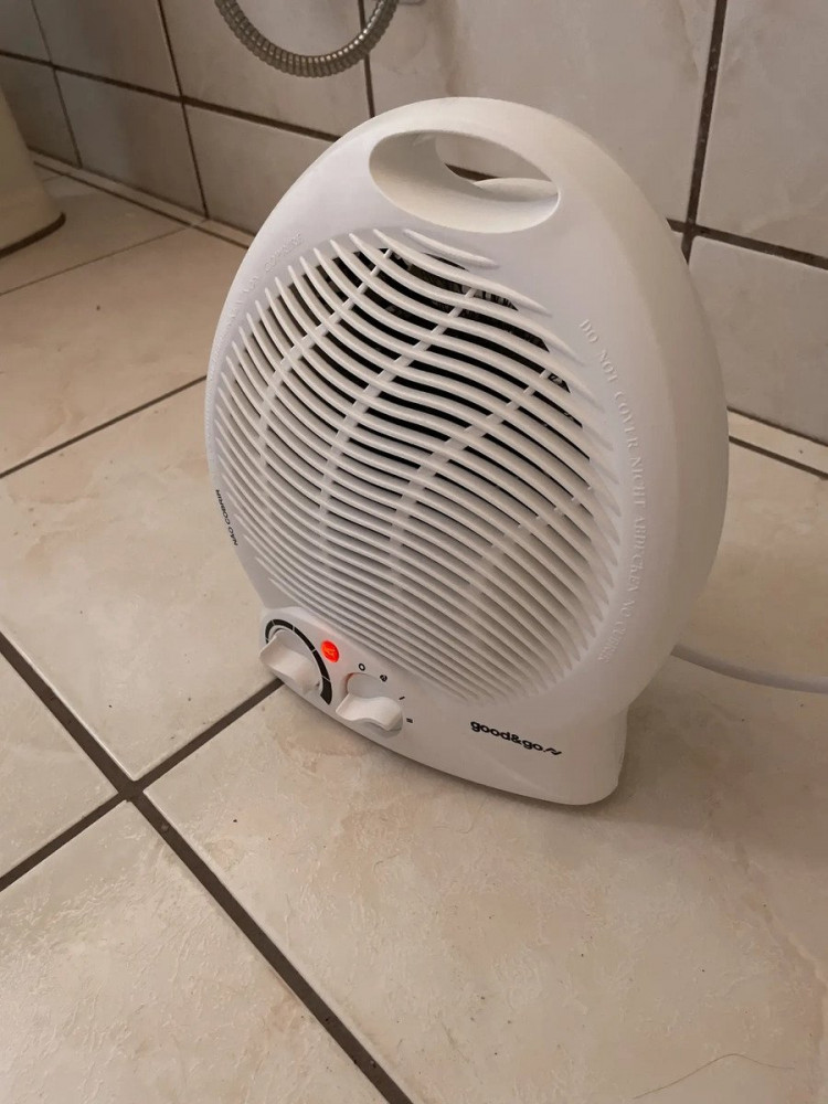 Aquecedor Caloventor Elétrico Good&Go GG-AQ01
