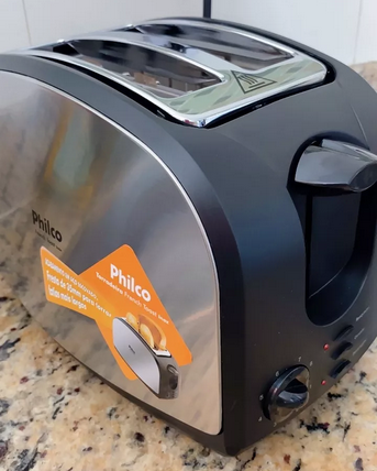Torradeira Philco Inox 900W
