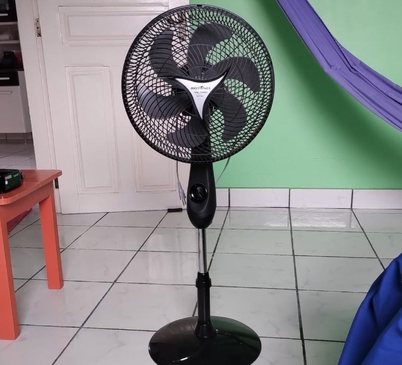 Ventilador de Coluna Britânia BVT350 Maxx Force 75W 127V