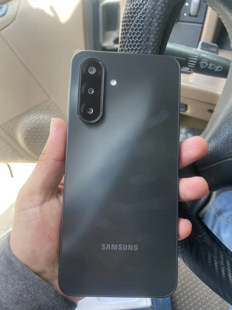 Samsung Galaxy A17 5G IA 128GB 4GB 50MP 6.7in