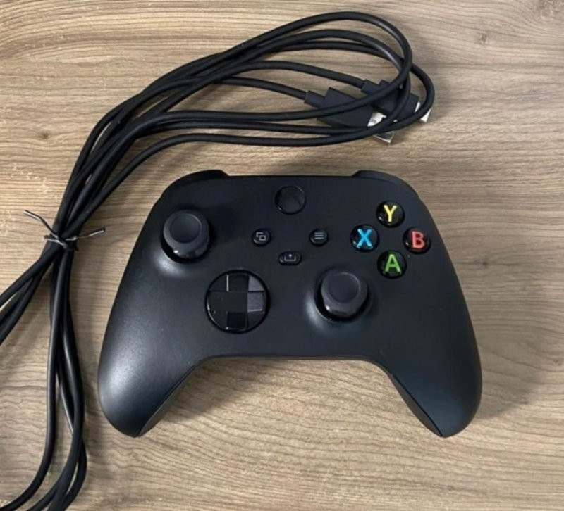 Controle para Xbox Sem Fio Preto + Cabo USB-C