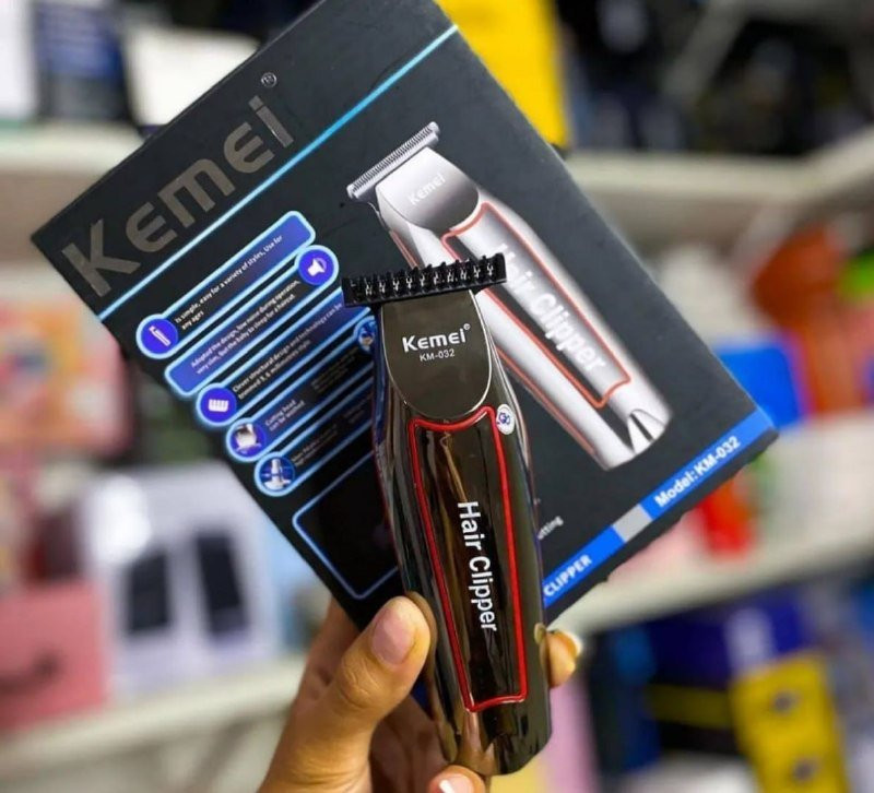 Maquina Acabamento Kemei 032 Bivolt