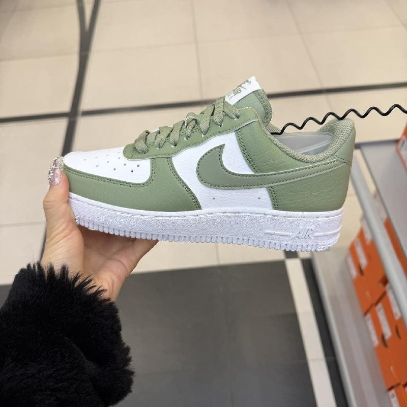 Tênis Nike Air Force 1 '07 (34 ao 38)