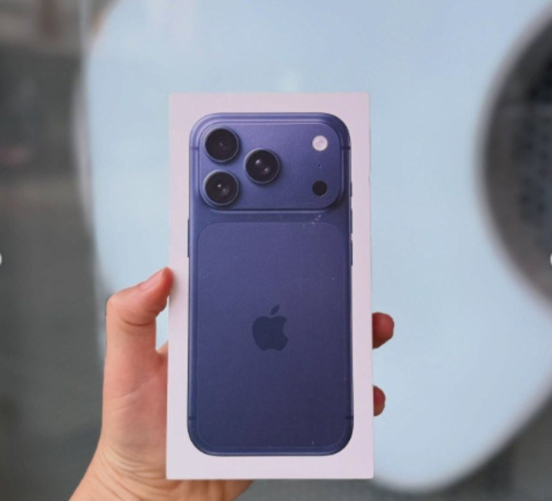 Apple iPhone 17 Pro (256 GB) - Azul intenso