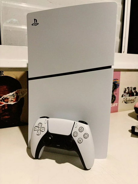 PlayStation 5 Slim Digital 825GB