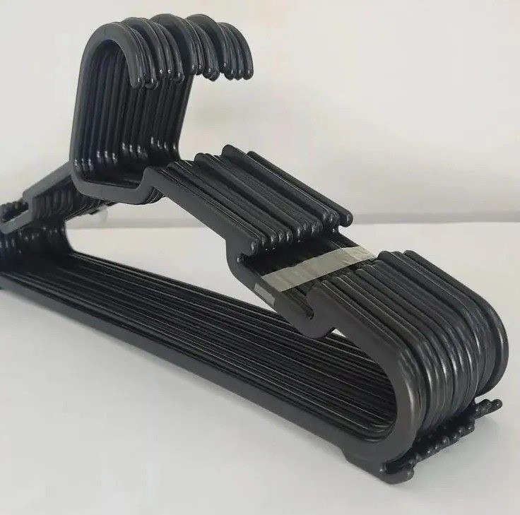 Kit 50 Cabides Adultos Preto Organizador
