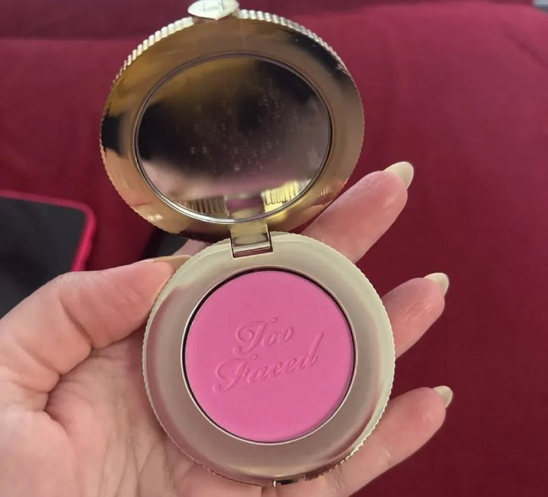 Blush Too Faced Cloud Crush Tom Super Candy Clouds