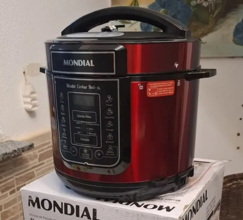 Panela de Pressão Elétrica Mondial 5L 900W - 220V