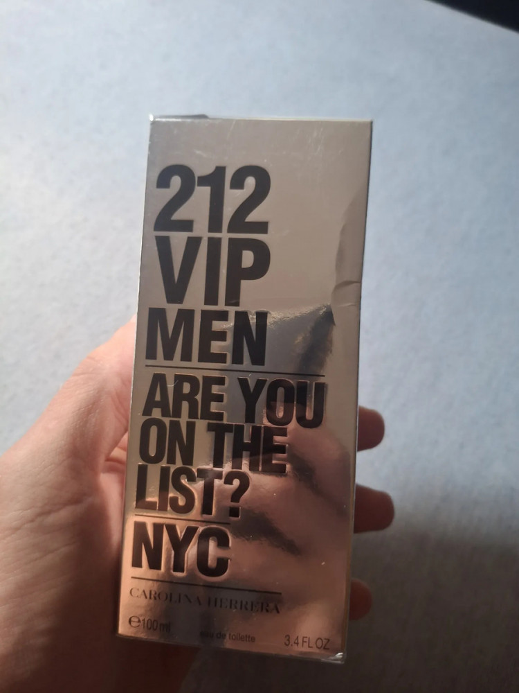 Carolina Herrera 212 VIP Men EDT 100ml
