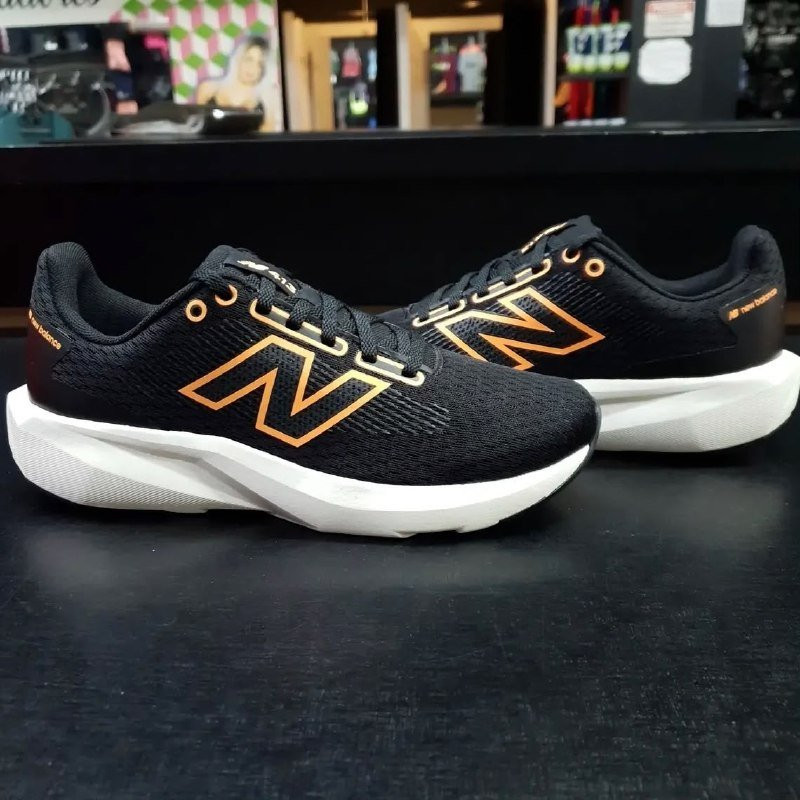 Tênis New Balance 413v3