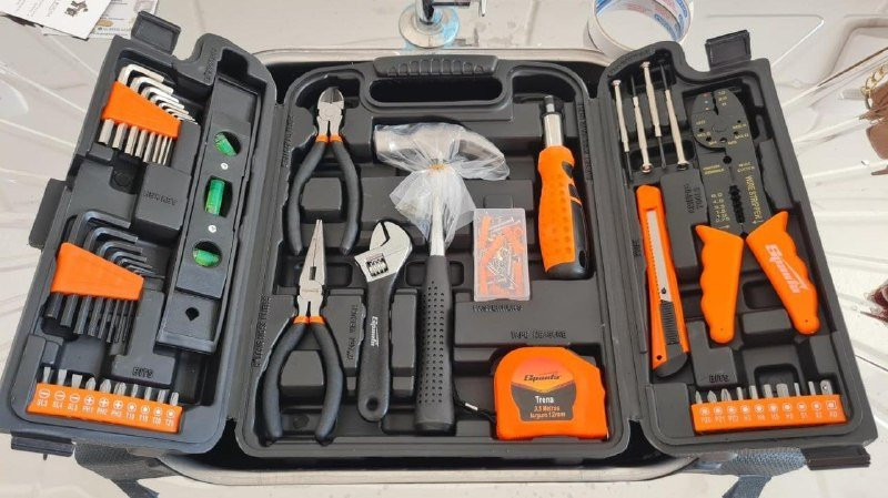 JOGO DE TALHER DE HOMEM Sparta Maleta de Ferramentas Kit com 165 Peças