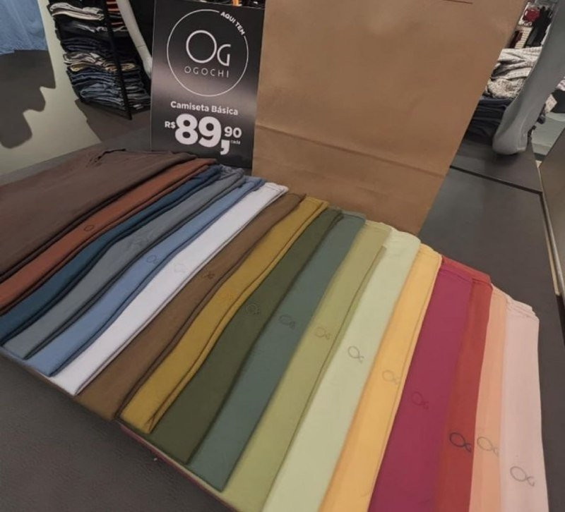 Camiseta Básica Slim Algodão Ogochi