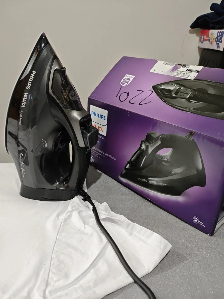 Ferro a Vapor Philips DST5040 1470W Preto