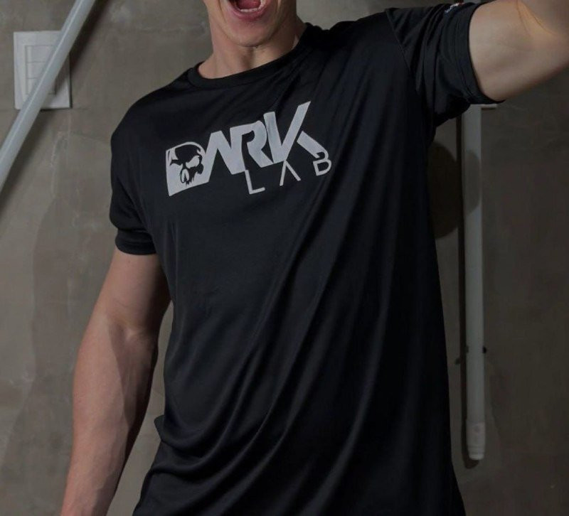 Camiseta Dry-fit Preta Caveira Dark Lab